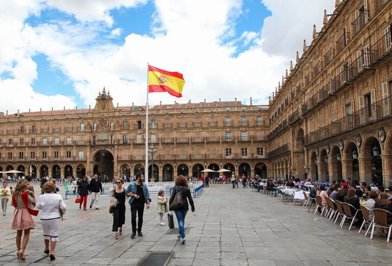 4 Top Fully Funded Scholarships For International Students In Spain-Apply Now!!!